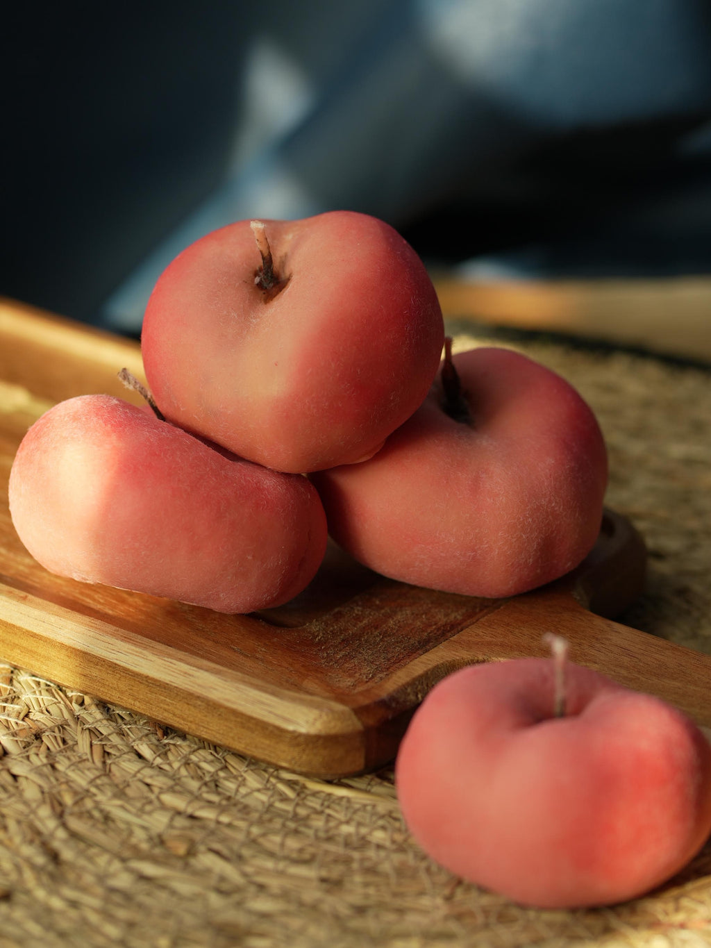 Handmade Peach Candle: Realistic Soy Wax Fruit Candle