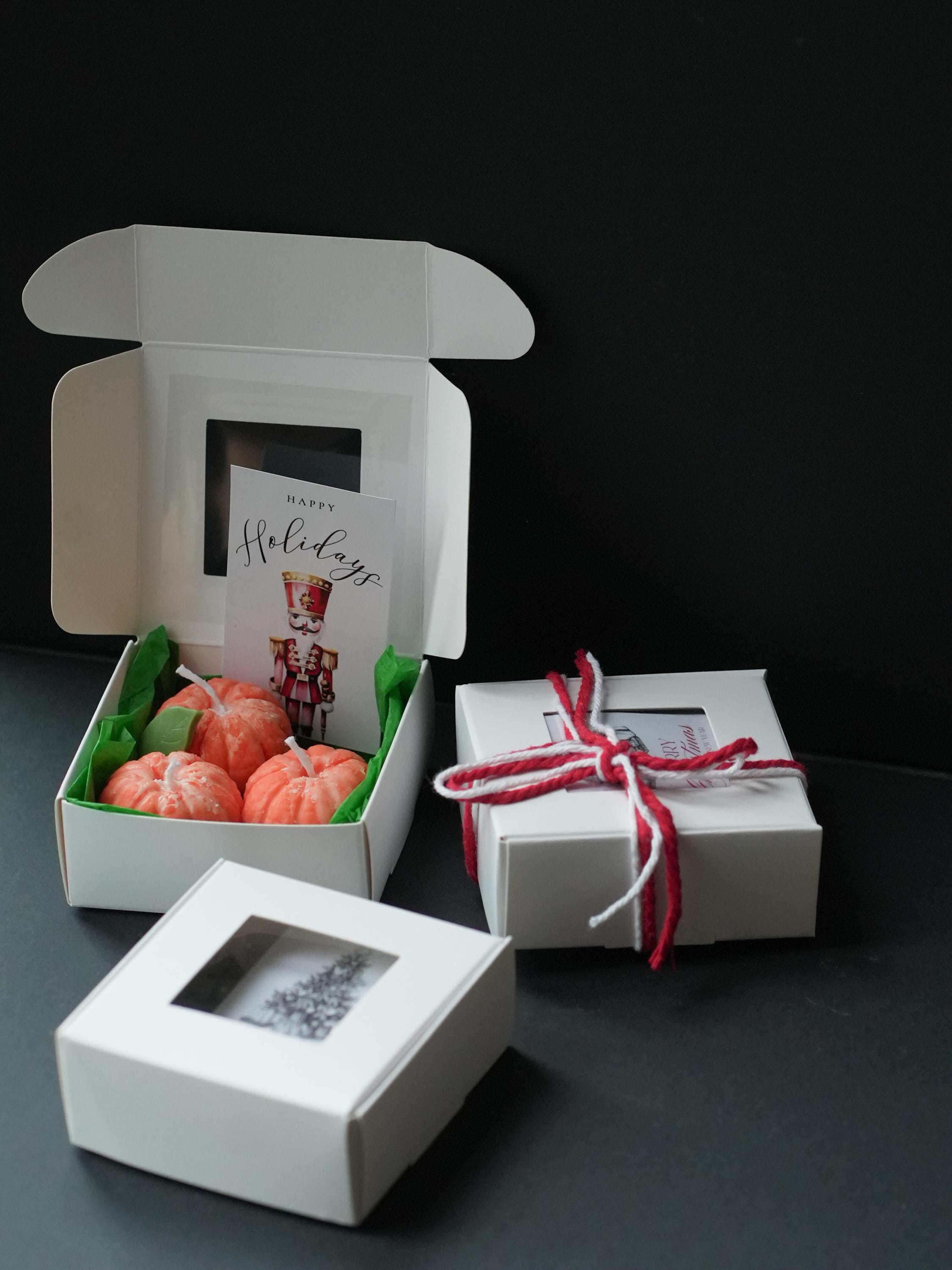 Handmade Mini Christmas Candle Gift Set: Soy Wax Holiday Decor